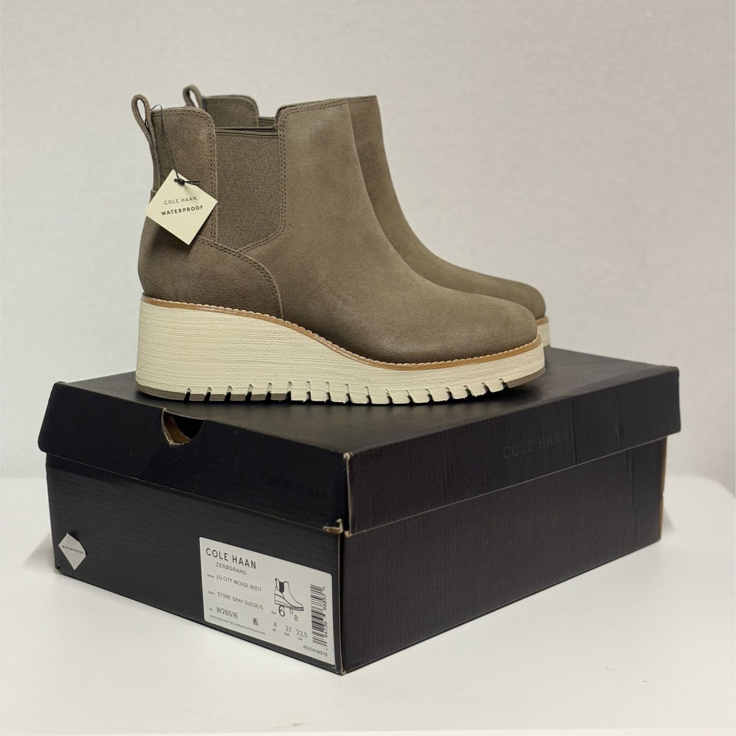 COLE HAAN / ZG City / Waterproof / Suede / Wedge / Ankle Boots / US Size 8 / Olive Green