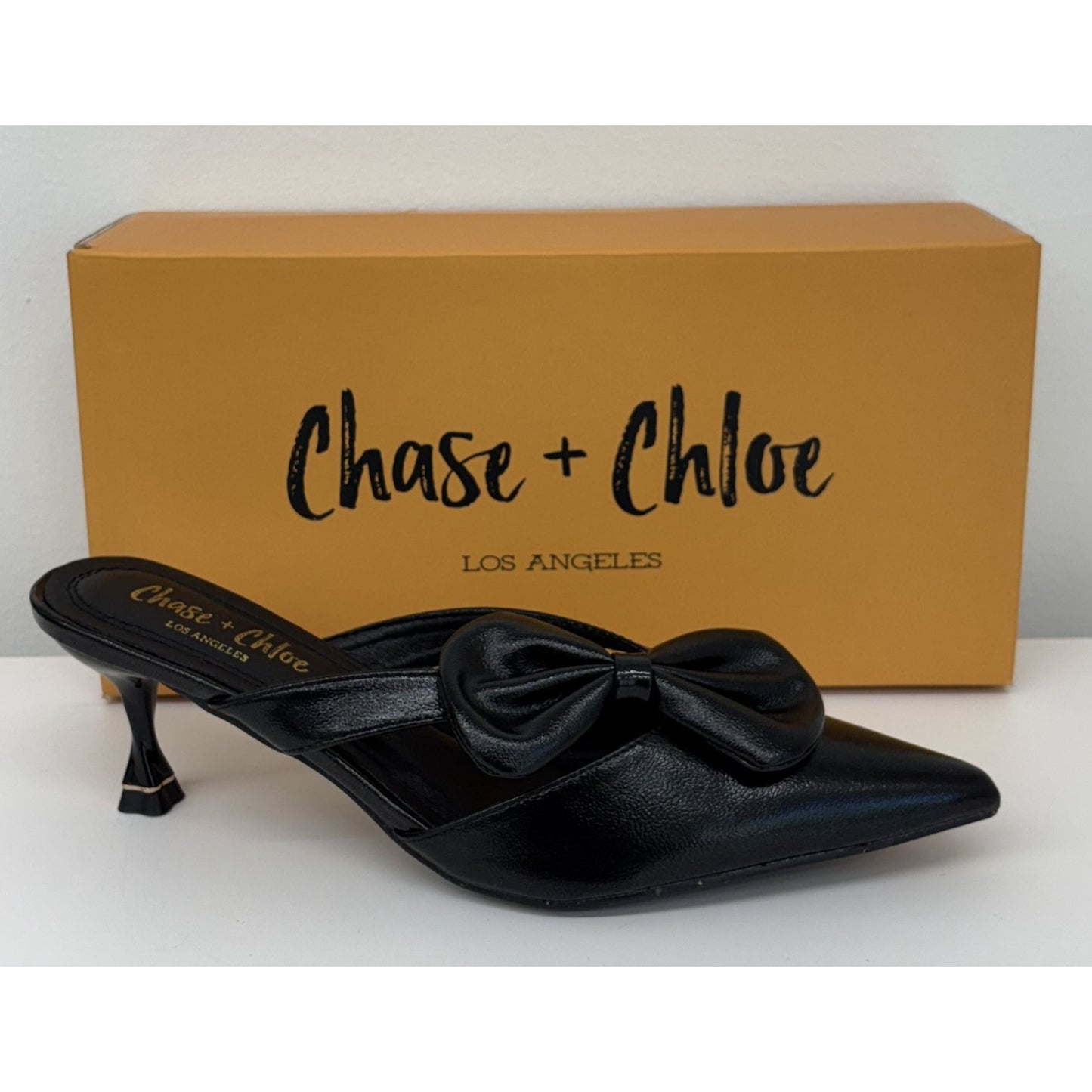 CHASE + CHLOE / Idra-3 / Womens Pointed Toe Kitten / Mules With Bow Black / Size 9