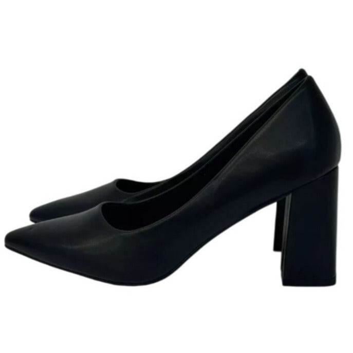 PIERRE DUMAS / Lover-1 / Black / Faux Leather / Pointed / Toe Block Heel / Pumps SHOES BY FLOR