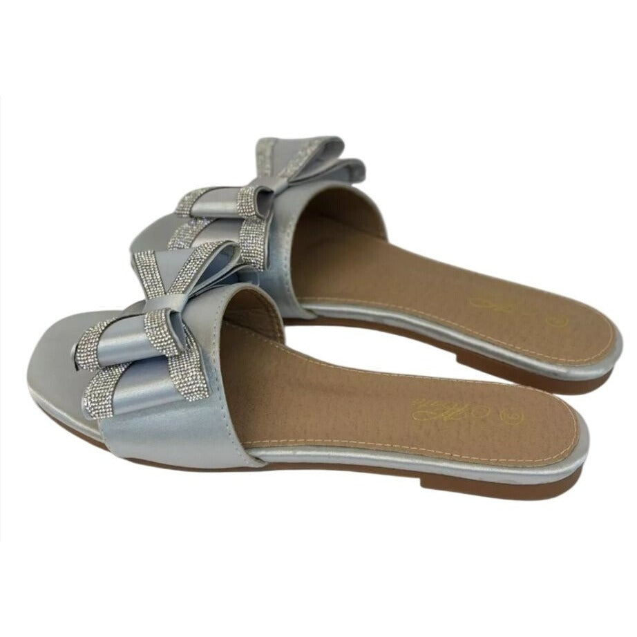 MATA SHOES / Welcome / Silver / Embellished Slide / Sandals / Size 9 SHOES BY FLOR